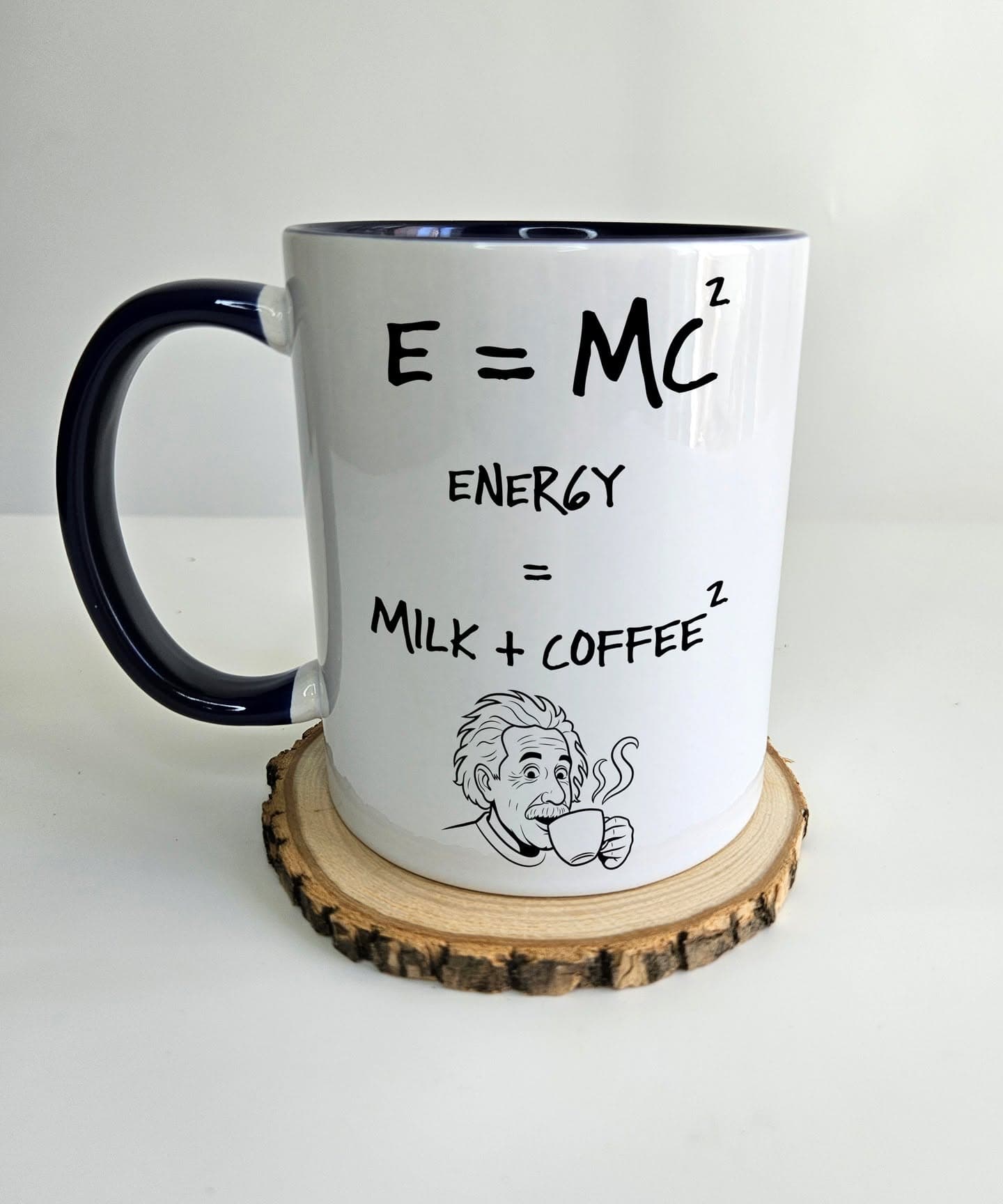 Чашка "E = mc². Energy = Milk + Coffee²"
⠀
💰об'єм